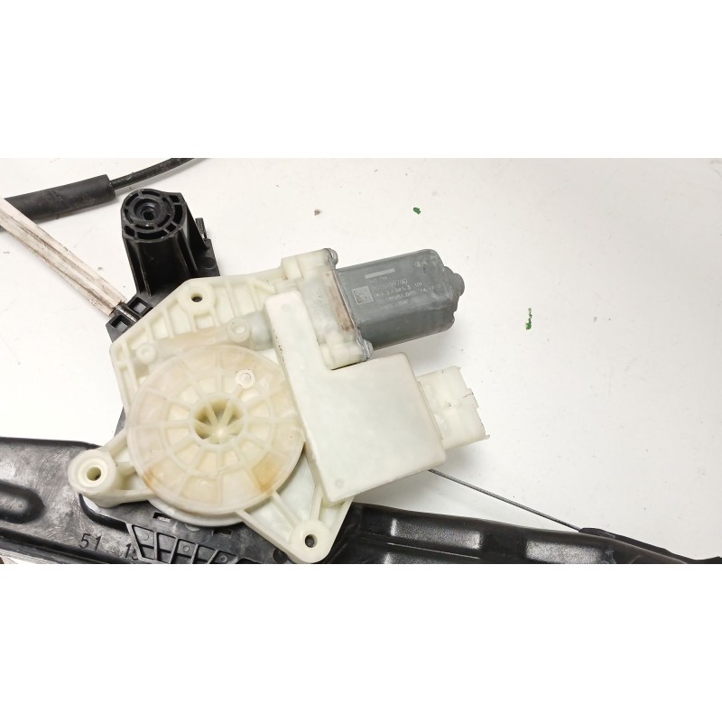 Recambio de elevalunas delantero derecho para peugeot 308 sw ii (lc_, lj_, lr_, lx_, l4_) 1.2 thp 130 referencia OEM IAM    Recambio de elevalunas delantero derecho para peugeot 308 sw ii (lc_, lj_, lr_, lx_, l4_) 1.2 thp 130 referencia OEM IAM