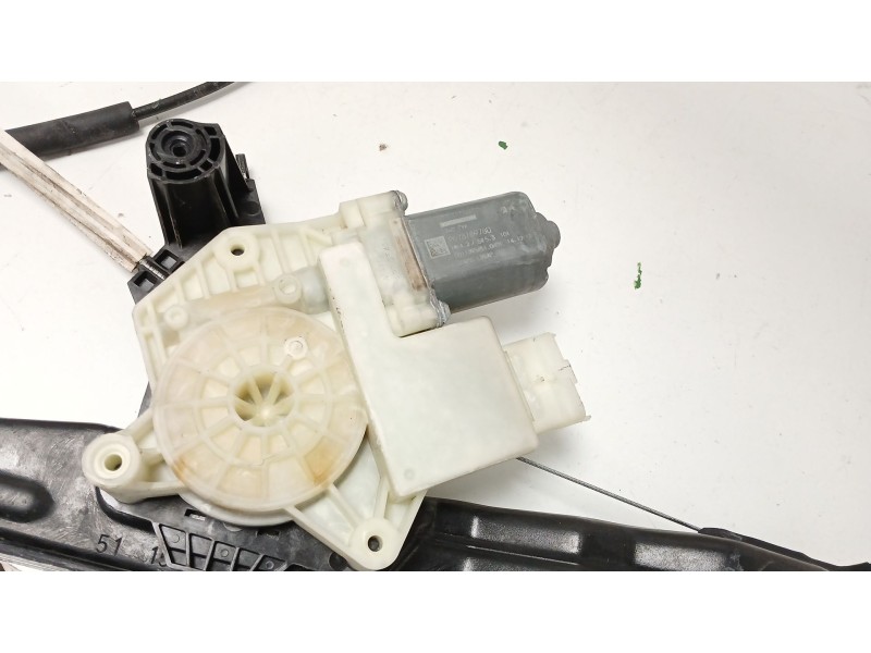 Recambio de elevalunas delantero derecho para peugeot 308 sw ii (lc_, lj_, lr_, lx_, l4_) 1.2 thp 130 referencia OEM IAM    Recambio de elevalunas delantero derecho para peugeot 308 sw ii (lc_, lj_, lr_, lx_, l4_) 1.2 thp 130 referencia OEM IAM