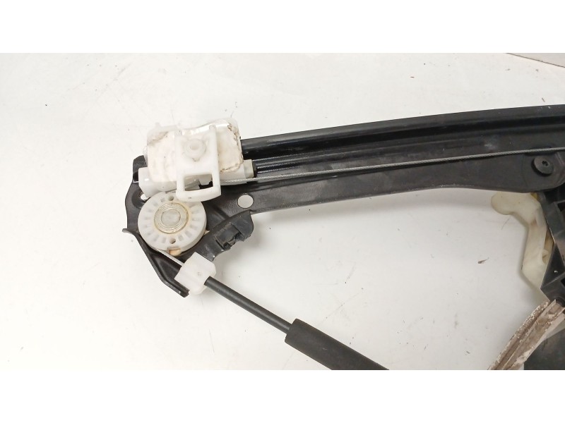 Recambio de elevalunas delantero derecho para peugeot 308 sw ii (lc_, lj_, lr_, lx_, l4_) 1.2 thp 130 referencia OEM IAM    Recambio de elevalunas delantero derecho para peugeot 308 sw ii (lc_, lj_, lr_, lx_, l4_) 1.2 thp 130 referencia OEM IAM