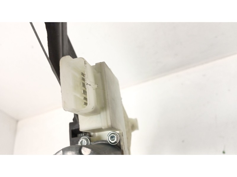 Recambio de elevalunas delantero derecho para peugeot 308 sw ii (lc_, lj_, lr_, lx_, l4_) 1.2 thp 130 referencia OEM IAM    Recambio de elevalunas delantero derecho para peugeot 308 sw ii (lc_, lj_, lr_, lx_, l4_) 1.2 thp 130 referencia OEM IAM
