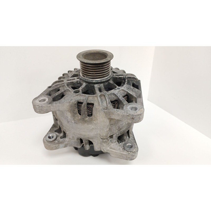 Recambio de alternador para renault megane iii hatchback (bz0/1_, b3_) 1.9 dci (bz0n, bz0j) referencia OEM IAM   