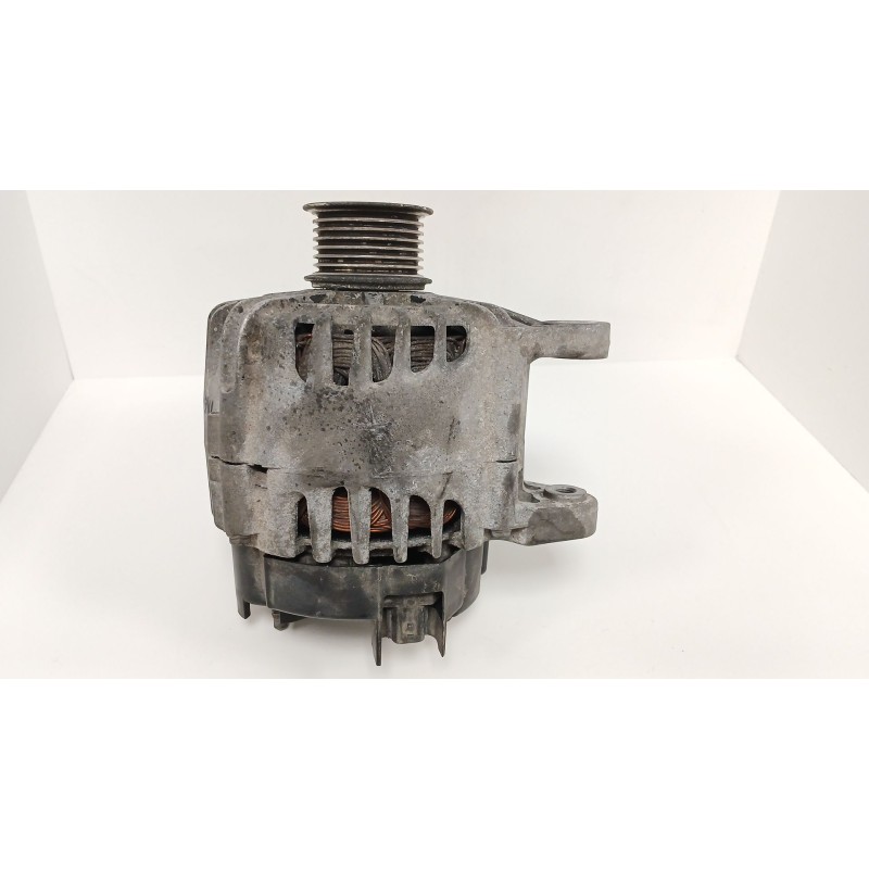 Recambio de alternador para renault megane iii hatchback (bz0/1_, b3_) 1.9 dci (bz0n, bz0j) referencia OEM IAM   