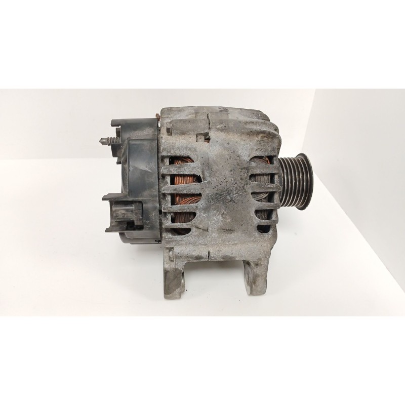 Recambio de alternador para renault megane iii hatchback (bz0/1_, b3_) 1.9 dci (bz0n, bz0j) referencia OEM IAM   
