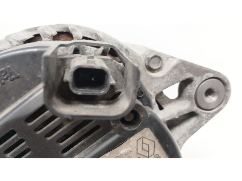 Recambio de alternador para renault megane iii hatchback (bz0/1_, b3_) 1.9 dci (bz0n, bz0j) referencia OEM IAM   