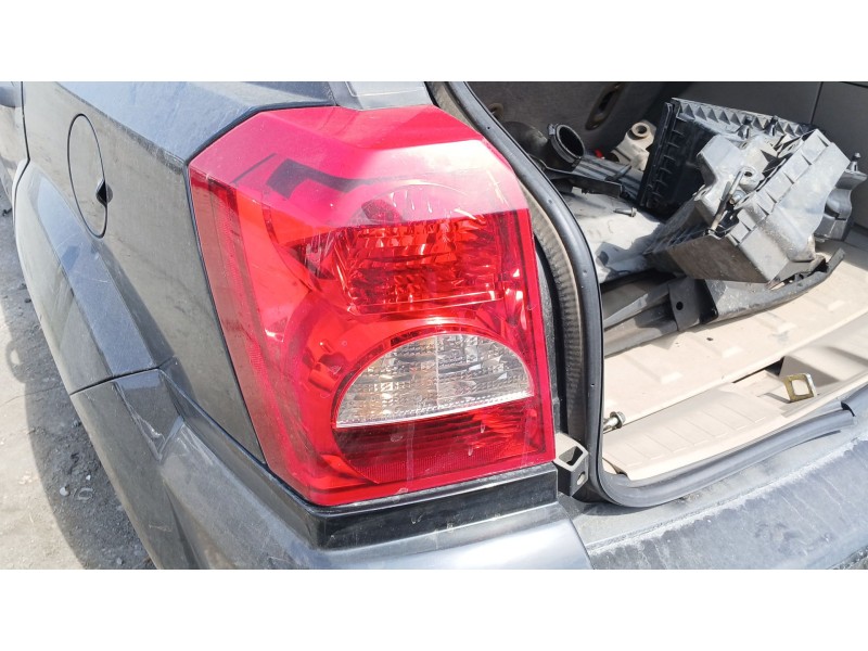 Recambio de piloto trasero izquierdo para dodge caliber 2.0 crd referencia OEM IAM    Recambio de piloto trasero izquierdo para dodge caliber 2.0 crd referencia OEM IAM