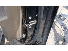 Recambio de cerradura puerta delantera derecha para dodge caliber 2.0 crd referencia OEM IAM