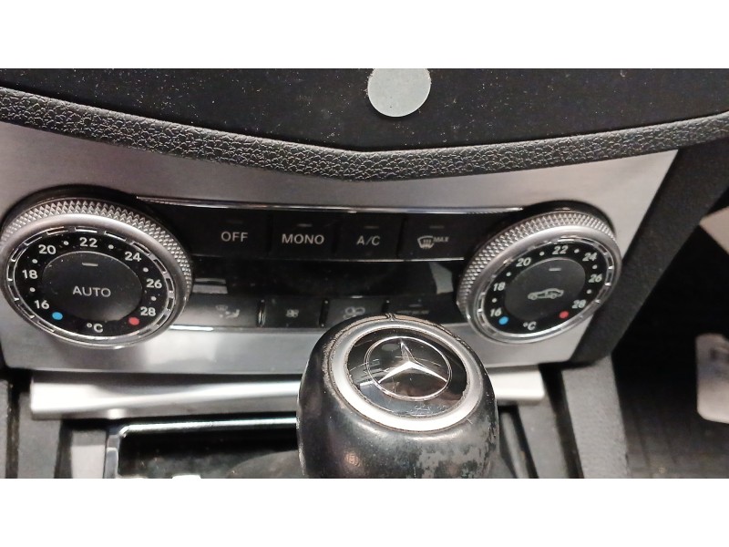 Recambio de mando climatizador para mercedes-benz clase c t-model (s204) c 220 cdi (204.208) referencia OEM IAM    Recambio de mando climatizador para mercedes-benz clase c t-model (s204) c 220 cdi (204.208) referencia OEM IAM