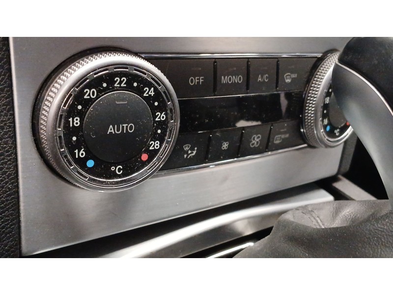 Recambio de mando climatizador para mercedes-benz clase c t-model (s204) c 220 cdi (204.208) referencia OEM IAM    Recambio de mando climatizador para mercedes-benz clase c t-model (s204) c 220 cdi (204.208) referencia OEM IAM