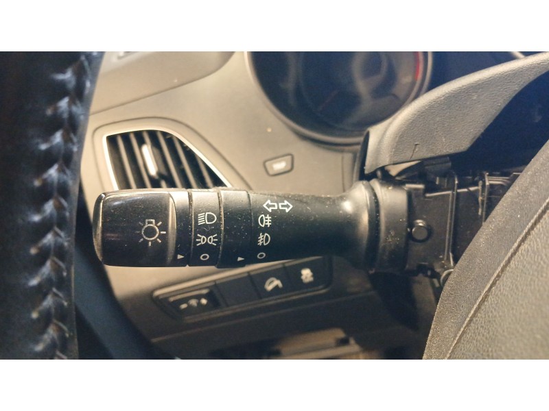 Recambio de mando luces para hyundai ix35 (lm, el, elh) 2.0 crdi referencia OEM IAM   