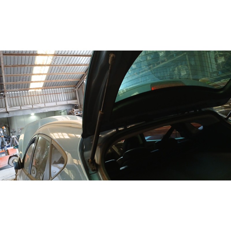 Recambio de amortiguadores maletero / porton para hyundai ix35 (lm, el, elh) 2.0 crdi referencia OEM IAM   
