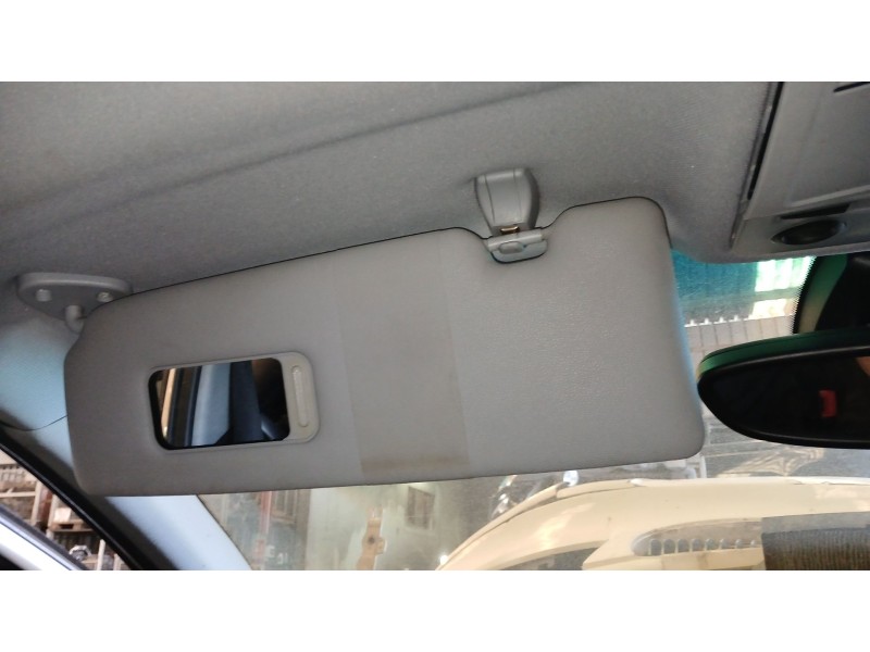 Recambio de parasol izquierdo para bmw 1 (e87) 118 d referencia OEM IAM    Recambio de parasol izquierdo para bmw 1 (e87) 118 d referencia OEM IAM