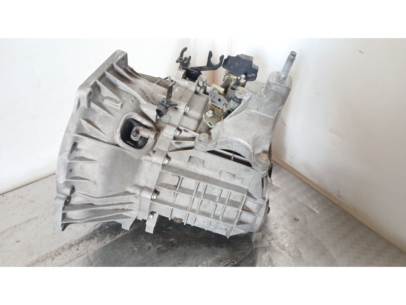 Recambio de caja cambios para ford focus i furgoneta/station wagon (dnw) 1.8 tddi referencia OEM IAM 3S4R7002 T1GB1 