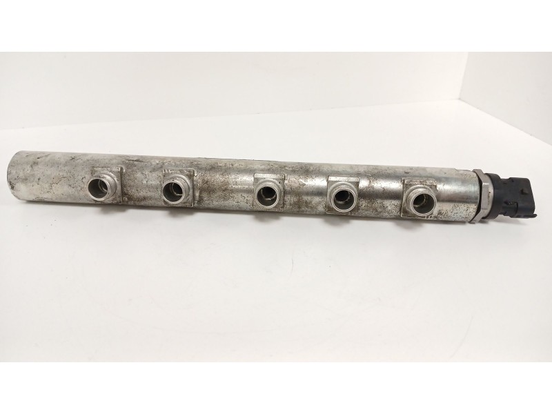 Recambio de rampa inyectora para opel zafira b furgoneta/monovolumen (a05) 1.9 cdti van (m75) referencia OEM IAM   