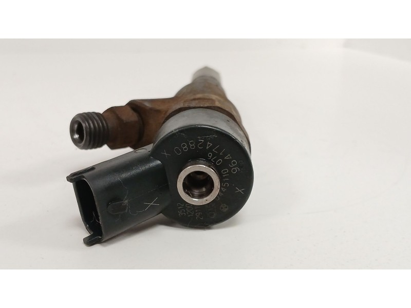 Recambio de inyector para peugeot 307 (3a/c) 2.0 hdi 110 referencia OEM IAM 0445110076  9641742880