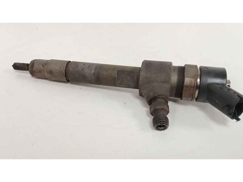 Recambio de inyector para opel zafira b furgoneta/monovolumen (a05) 1.9 cdti van (m75) referencia OEM IAM 0445110276  