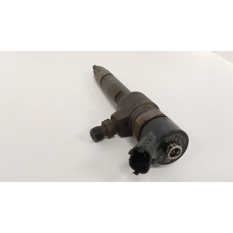 Recambio de inyector para opel zafira b furgoneta/monovolumen (a05) 1.9 cdti van (m75) referencia OEM IAM 0445110276  