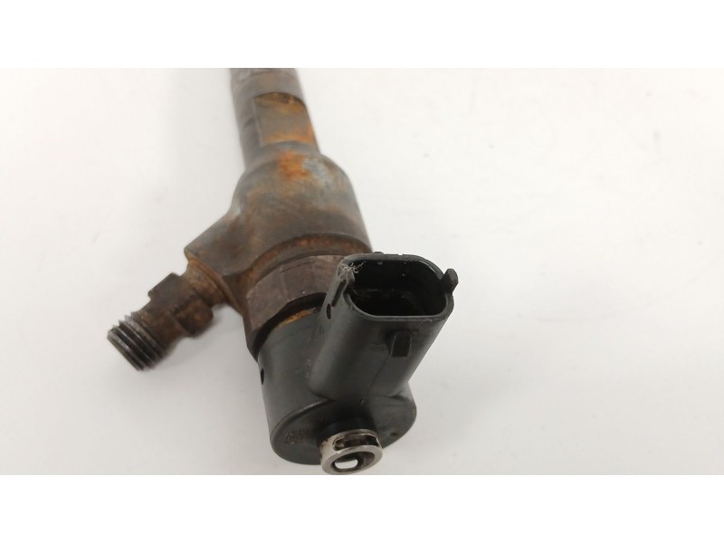 Recambio de inyector para fiat fiorino furgoneta/monovolumen (225_) 1.3 d multijet (225bxe1a) referencia OEM IAM 0445110183  