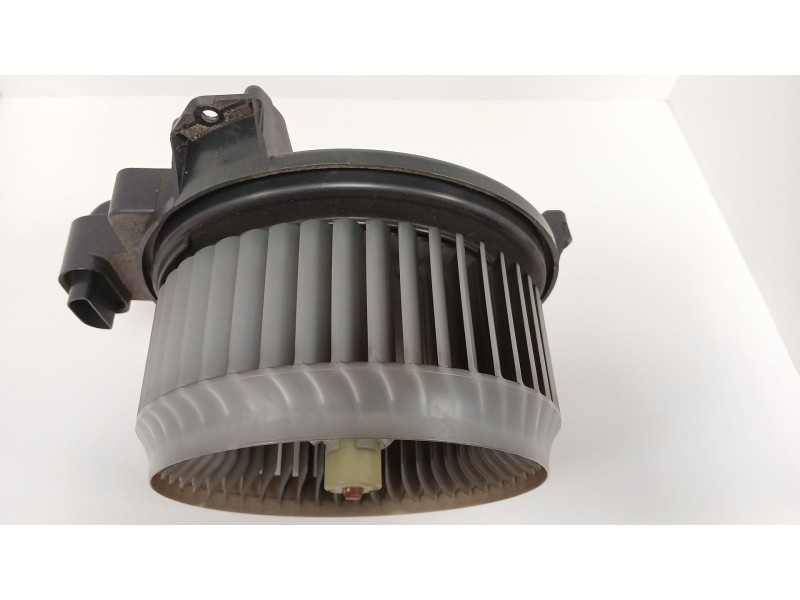 Recambio de motor calefaccion para toyota auris (_e15_) 2.0 d-4d (ade150_) referencia OEM IAM AV2727008103  