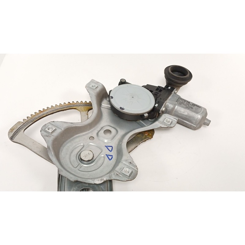 Recambio de elevalunas delantero derecho para toyota auris (_e15_) 2.0 d-4d (ade150_) referencia OEM IAM 857100D100  973582100