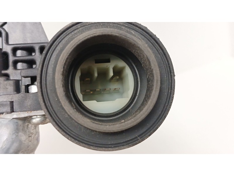 Recambio de elevalunas delantero derecho para toyota auris (_e15_) 2.0 d-4d (ade150_) referencia OEM IAM 857100D100  973582100