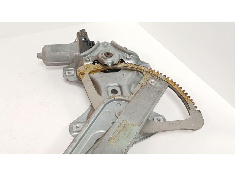 Recambio de elevalunas delantero derecho para toyota auris (_e15_) 2.0 d-4d (ade150_) referencia OEM IAM 857100D100  973582100