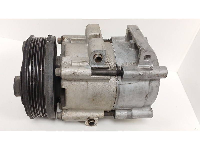 Recambio de compresor aire acondicionado para ford mondeo iii (b5y) 2.0 16v tddi / tdci referencia OEM IAM 1S7H19D629EA  