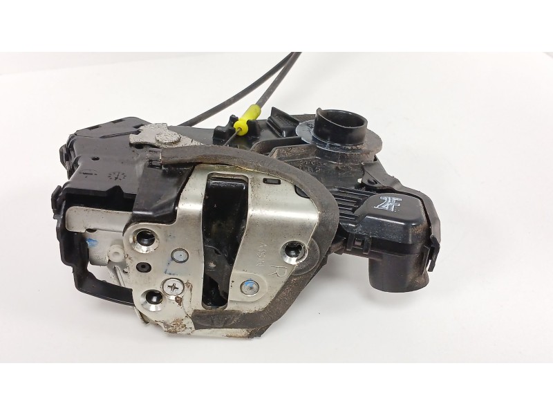 Recambio de cerradura puerta delantera derecha para toyota auris (_e15_) 2.0 d-4d (ade150_) referencia OEM IAM   