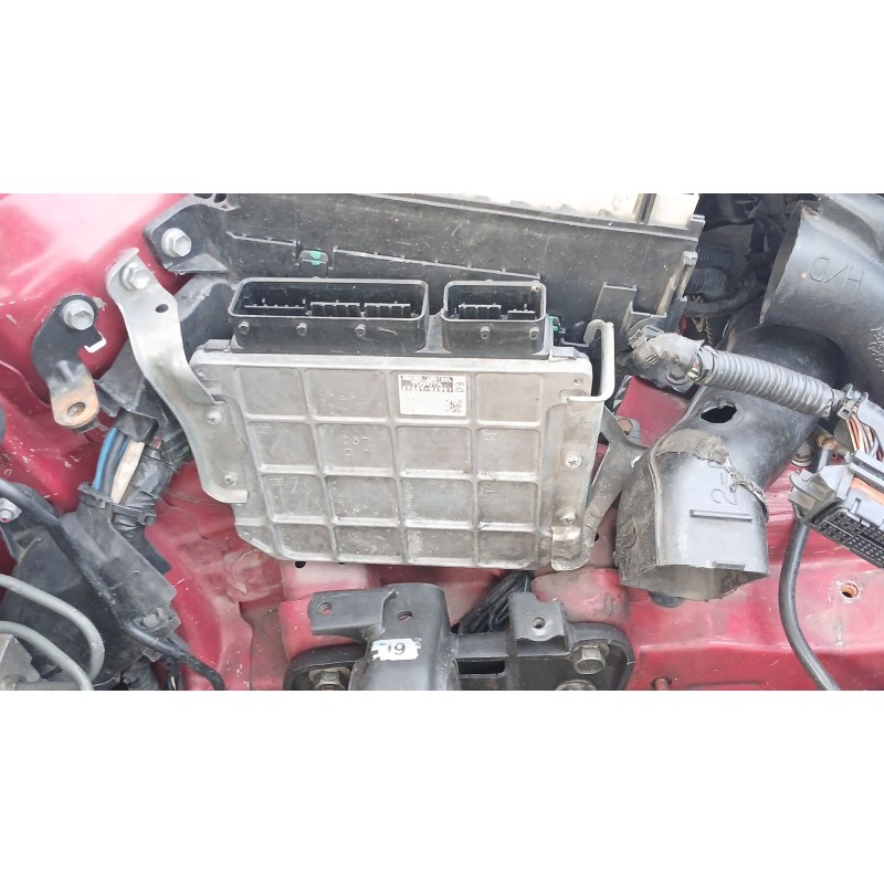 Recambio de centralita motor uce para toyota auris (_e15_) 2.0 d-4d (ade150_) referencia OEM IAM   