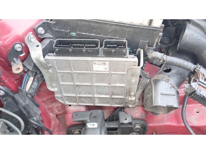Recambio de centralita motor uce para toyota auris (_e15_) 2.0 d-4d (ade150_) referencia OEM IAM   
