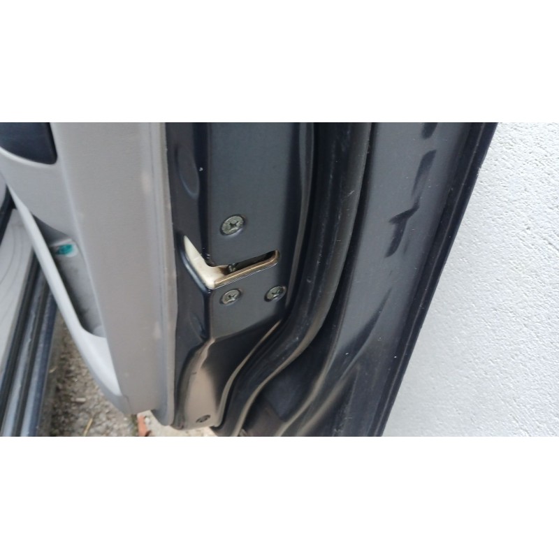 Recambio de cerradura puerta delantera derecha para mitsubishi grandis (na_w) 2.0 di-d (na8w) referencia OEM IAM   