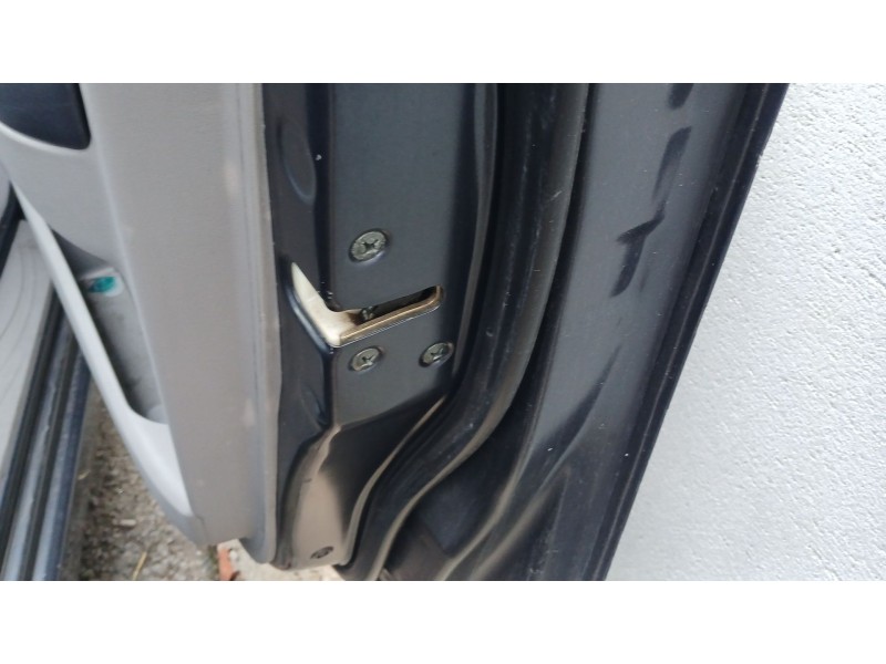 Recambio de cerradura puerta delantera derecha para mitsubishi grandis (na_w) 2.0 di-d (na8w) referencia OEM IAM   