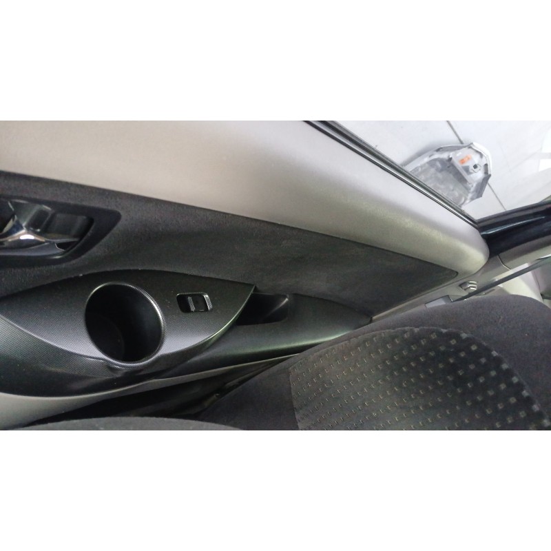 Recambio de mando elevalunas trasero derecho para mitsubishi grandis (na_w) 2.0 di-d (na8w) referencia OEM IAM   
