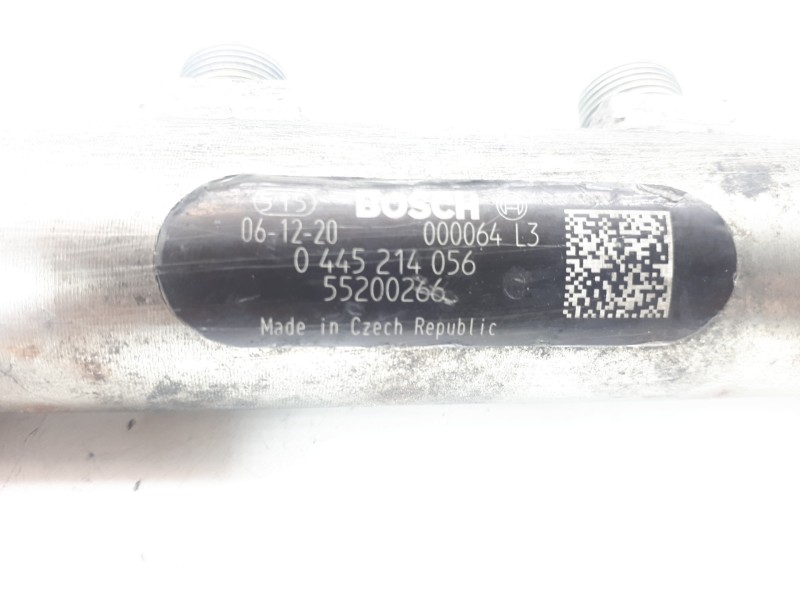 Recambio de rampa inyectora para opel zafira b cosmo referencia OEM IAM 55200266 0445214056 