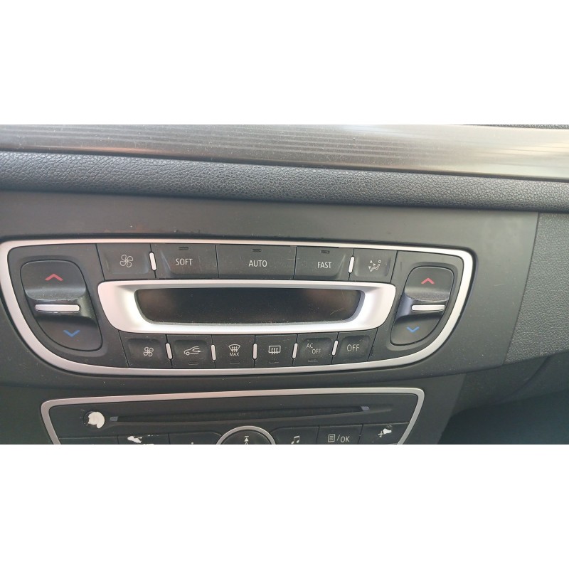 Recambio de mando climatizador para renault megane iii hatchback (bz0/1_, b3_) 1.5 dci referencia OEM IAM   