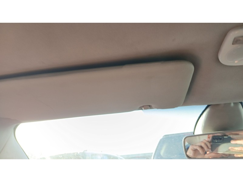 Recambio de parasol izquierdo para renault megane iii hatchback (bz0/1_, b3_) 1.5 dci referencia OEM IAM   