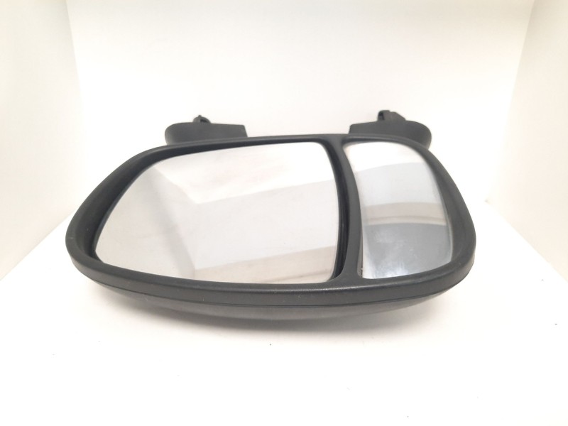Recambio de retrovisor izquierdo para nissan primastar (x83) caja cerrada batalla corta 2,7t referencia OEM IAM   