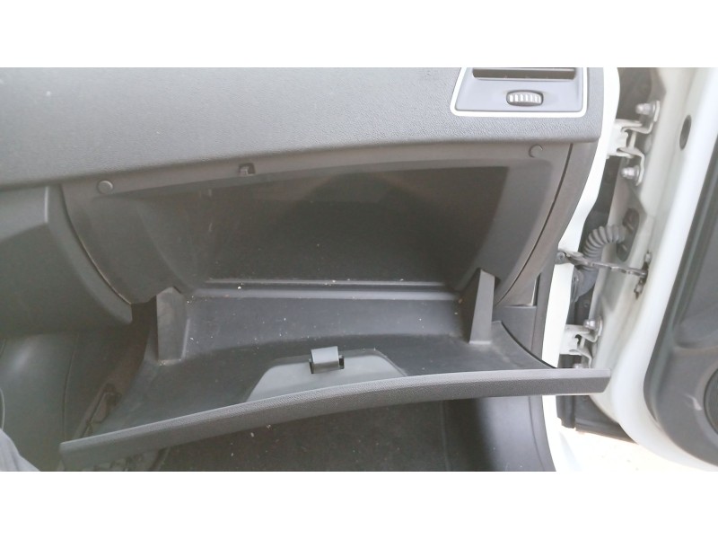 Recambio de guantera para renault laguna iii (bt0/1) 1.5 dci (bt00, bt0a, bt0t, bt1j) referencia OEM IAM   