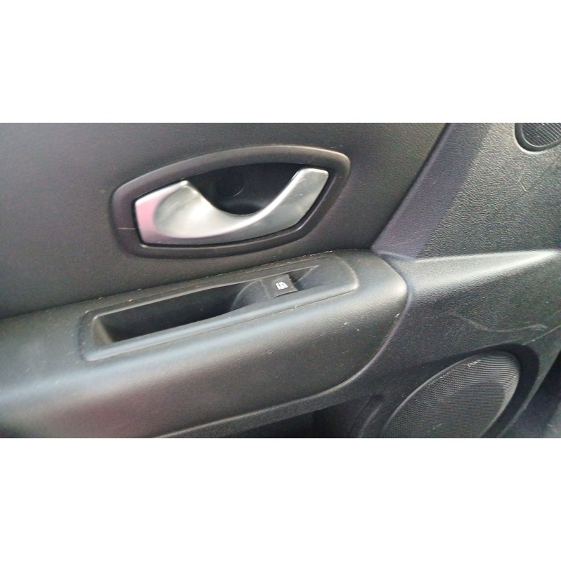 Recambio de mando elevalunas trasero izquierdo para renault laguna iii (bt0/1) 1.5 dci (bt00, bt0a, bt0t, bt1j) referencia OEM I