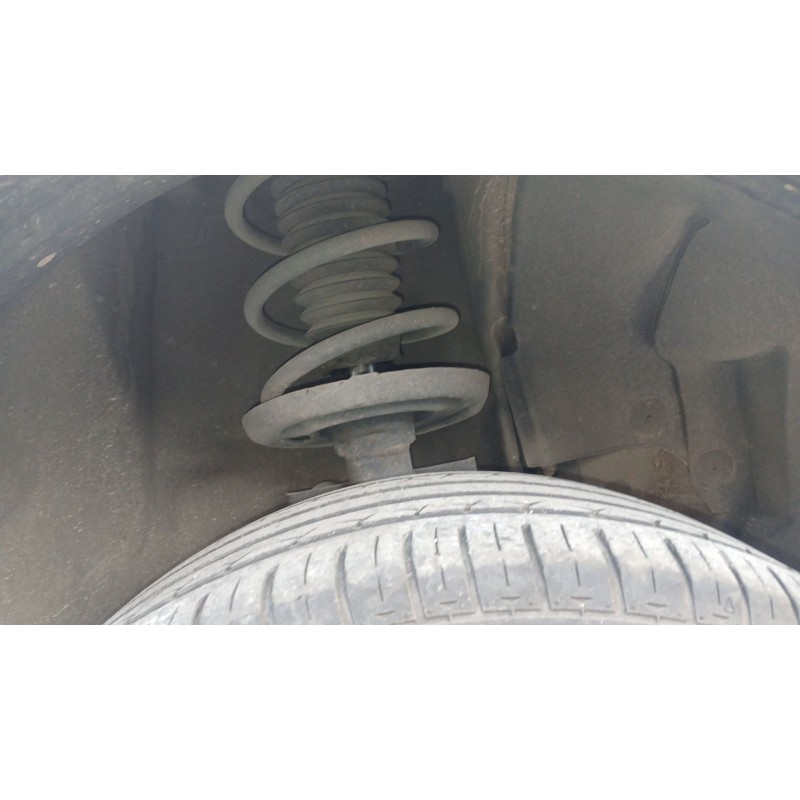 Recambio de amortiguador delantero derecho para renault laguna iii (bt0/1) 1.5 dci (bt00, bt0a, bt0t, bt1j) referencia OEM IAM  