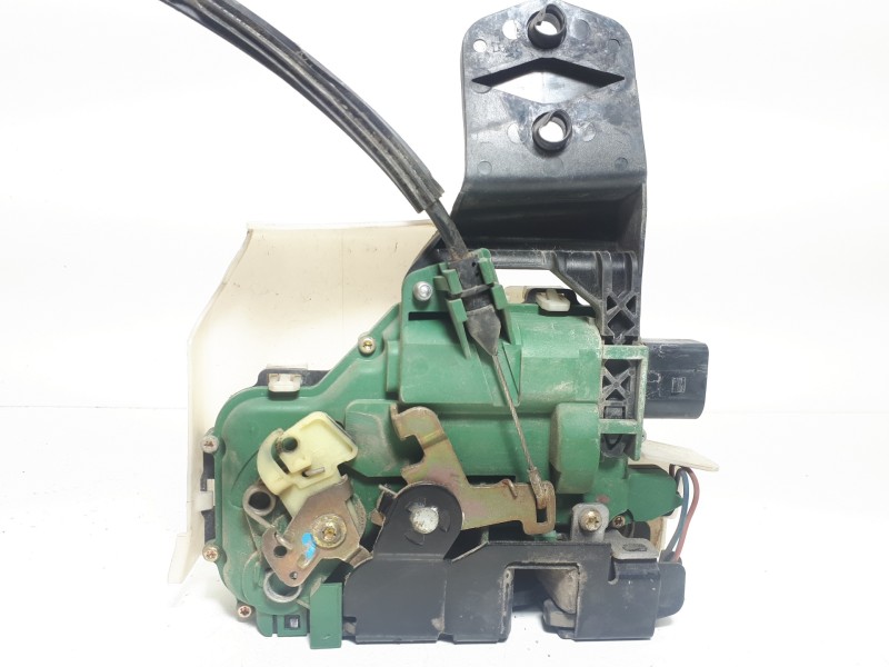 Recambio de cerradura puerta delantera izquierda para volkswagen passat berlina (3b3) comfortline referencia OEM IAM   