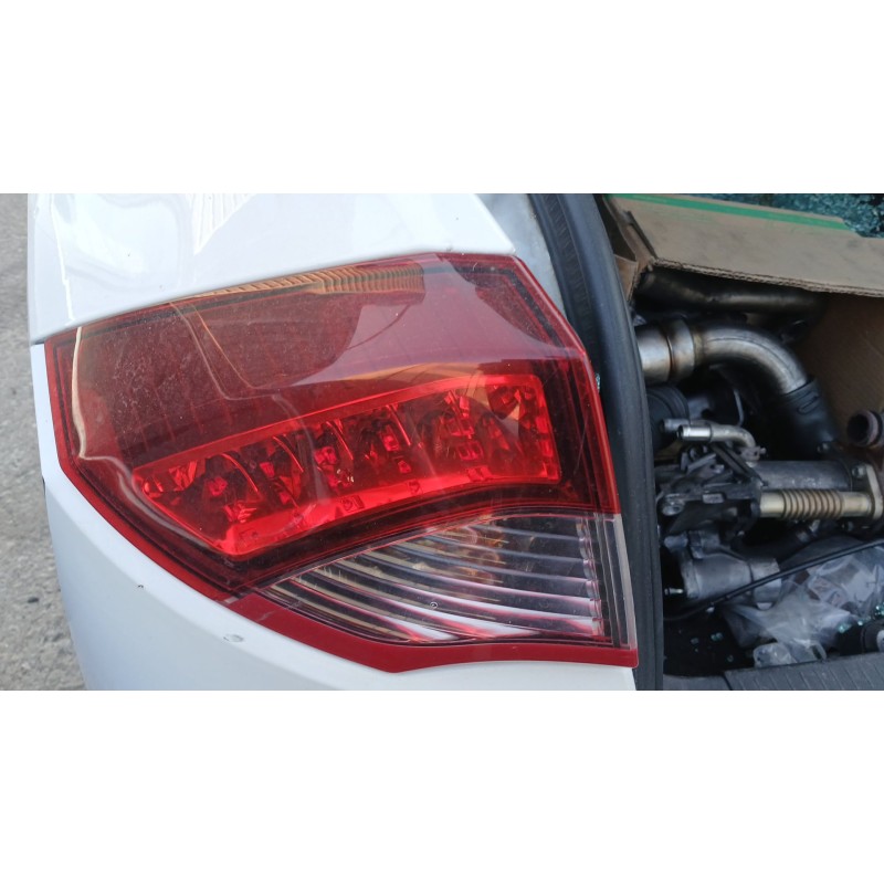 Recambio de piloto trasero izquierdo para renault laguna iii (bt0/1) 1.5 dci (bt00, bt0a, bt0t, bt1j) referencia OEM IAM   