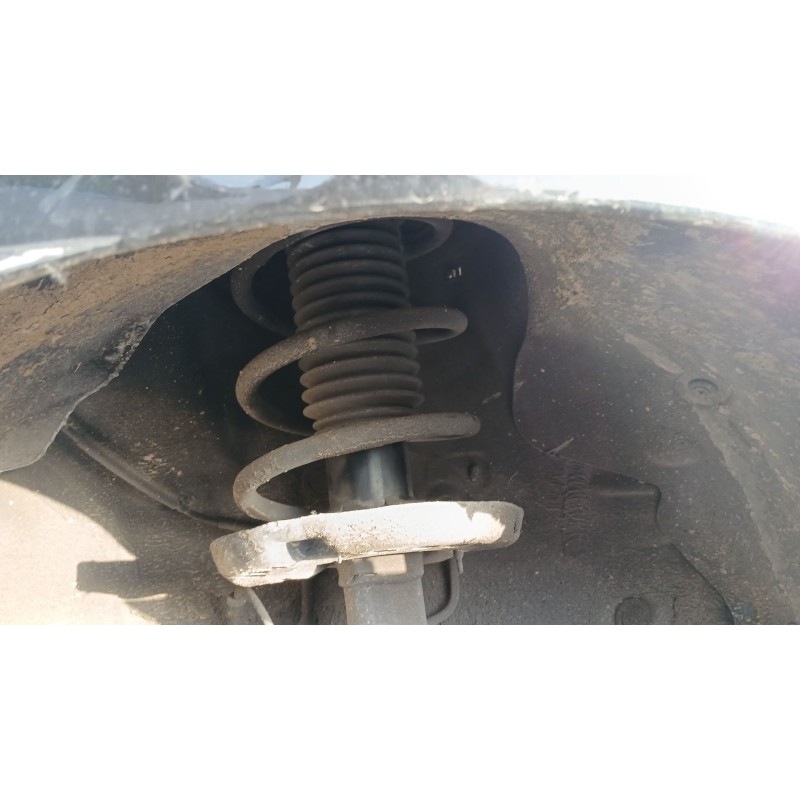Recambio de amortiguador delantero derecho para hyundai i40 i cw (vf) 1.7 crdi referencia OEM IAM   