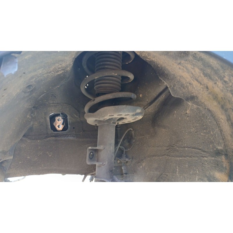Recambio de amortiguador delantero izquierdo para hyundai i40 i cw (vf) 1.7 crdi referencia OEM IAM   