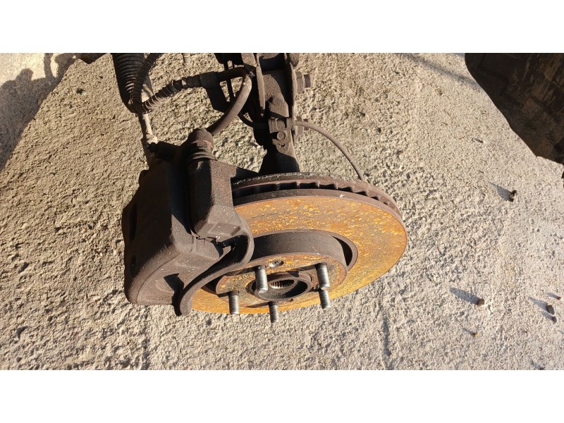 Recambio de mangueta delantera derecha para hyundai i40 i cw (vf) 1.7 crdi referencia OEM IAM   