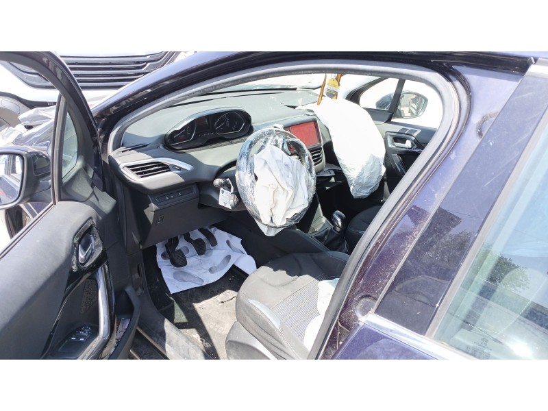 peugeot 208 i (ca_, cc_) del año 2015