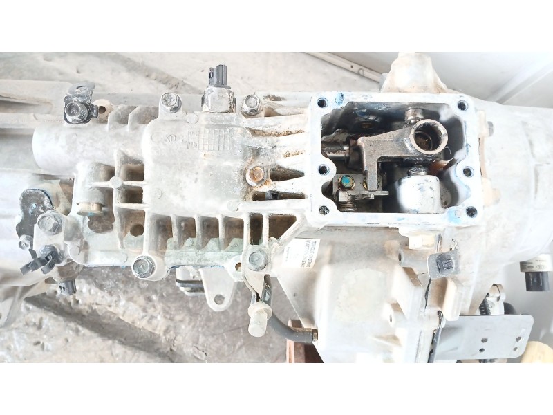 Recambio de caja cambios para kia sorento i (jc) 2.5 crdi referencia OEM IAM  A03800 