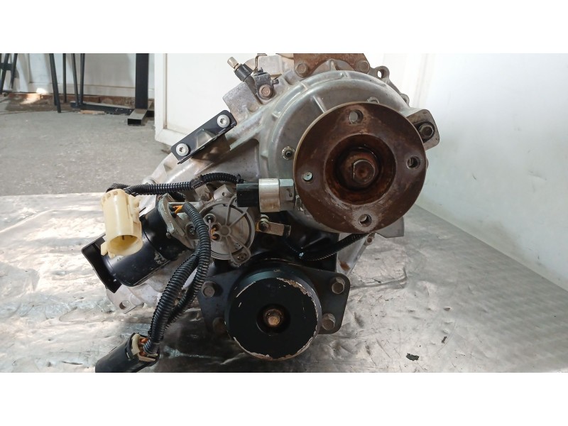 Recambio de caja cambios para kia sorento i (jc) 2.5 crdi referencia OEM IAM  A03800 