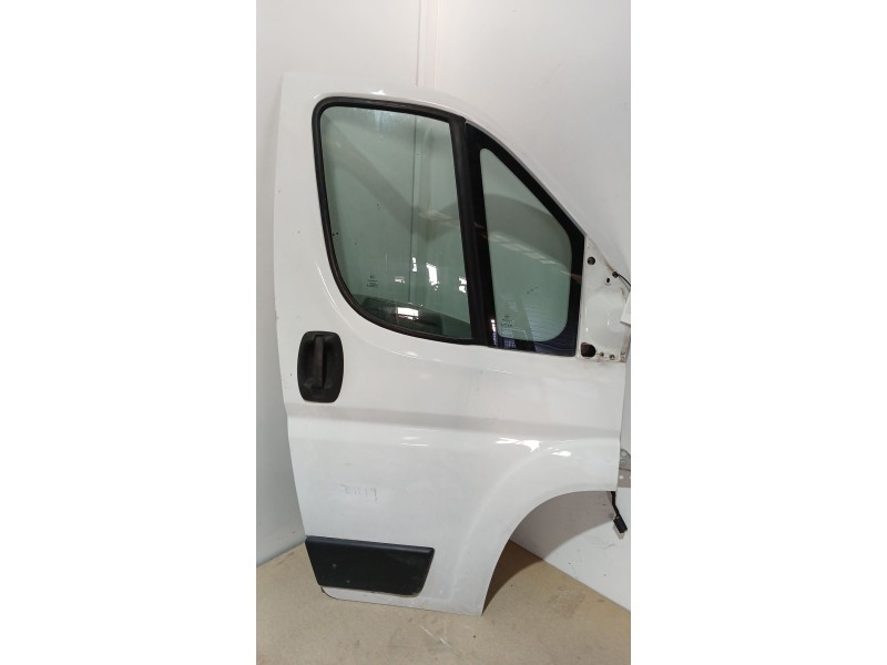 Recambio de puerta delantera derecha para citroën jumper ii autobús 2.2 hdi 120 referencia OEM IAM   