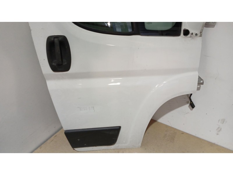 Recambio de puerta delantera derecha para citroën jumper ii autobús 2.2 hdi 120 referencia OEM IAM   