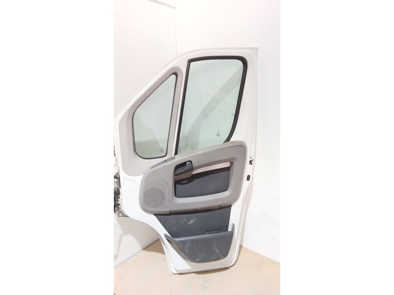 Recambio de puerta delantera derecha para citroën jumper ii autobús 2.2 hdi 120 referencia OEM IAM   